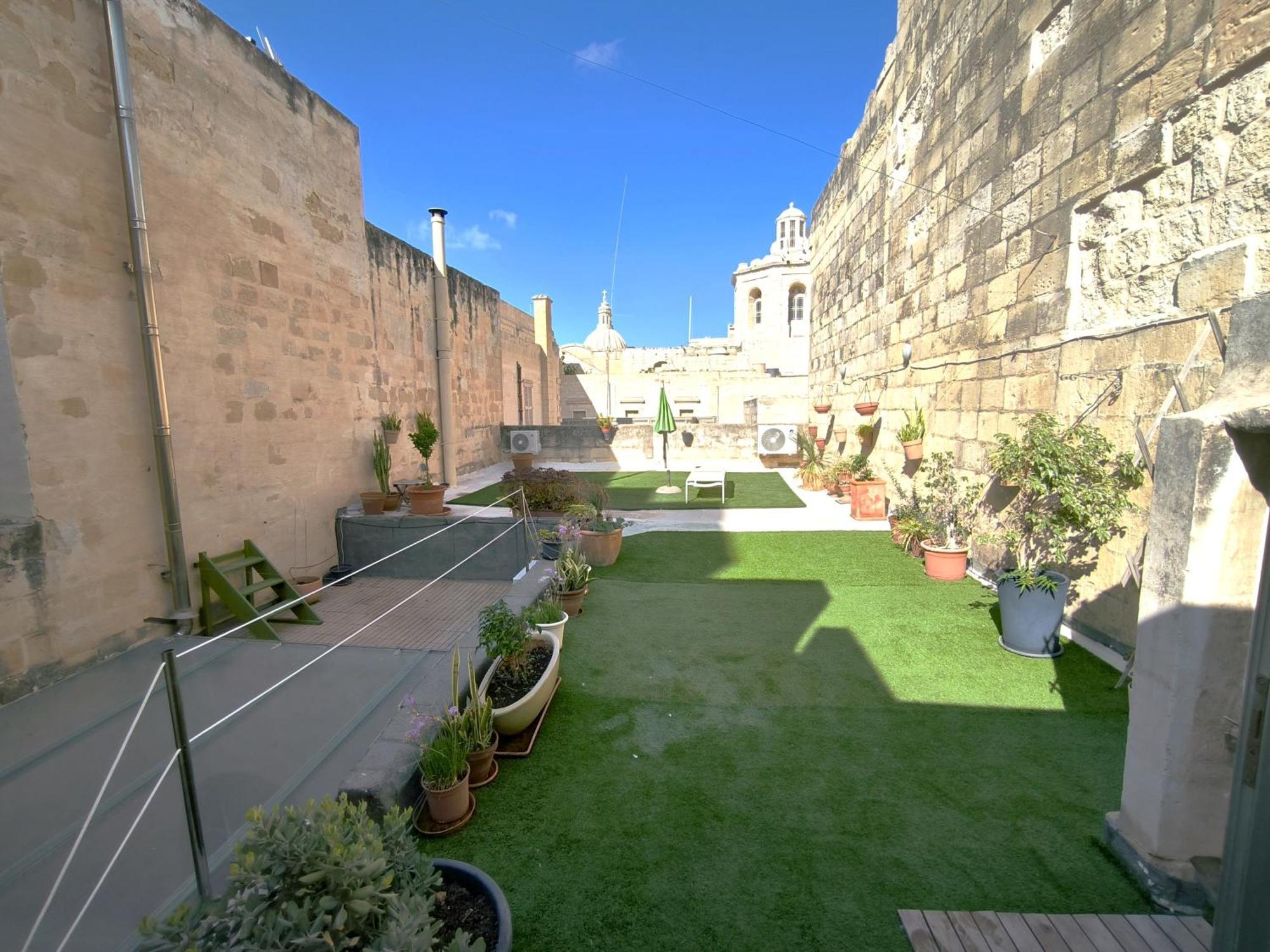 Stunning Valletta 3 Bedroom Town House Luaran gambar